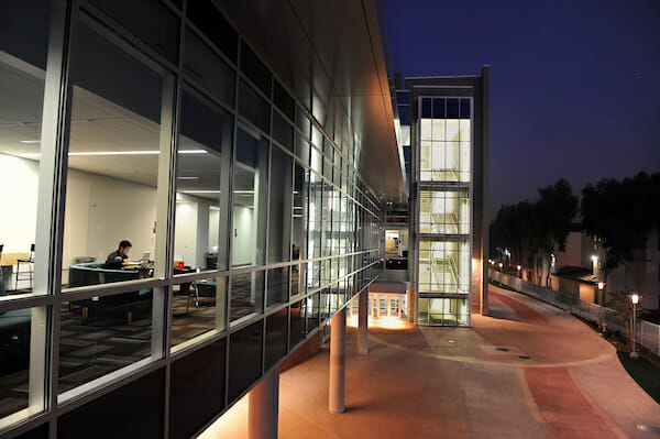 The Health Education Center (HEC) and Esplanade at dusk, Thursday Jan. 7, 2010. The new 180,000-square-foot HEC building on the campus of Western University of Health Sciences in Pomona opened for classes Jan. 4.