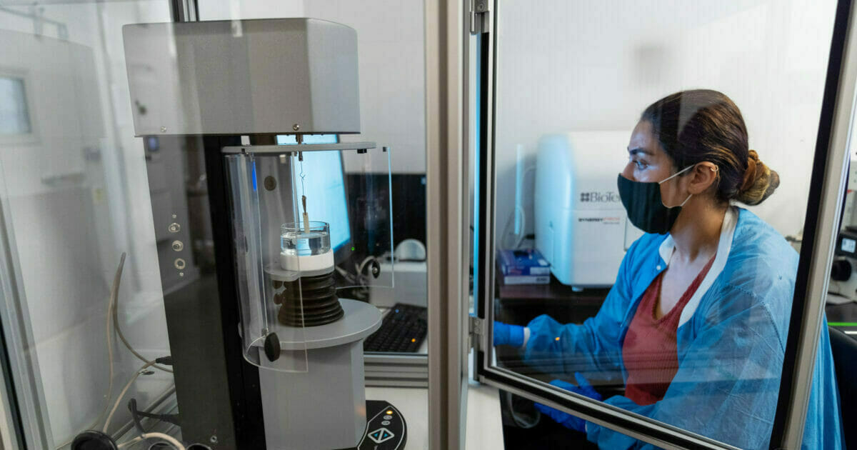 WesternU Research and Biotechnology. Sharona Sedighim, CVM Class of 2024.