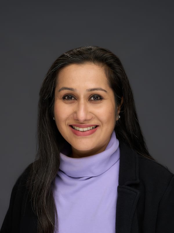 Portrait of Dhanya Divakaran, DDS