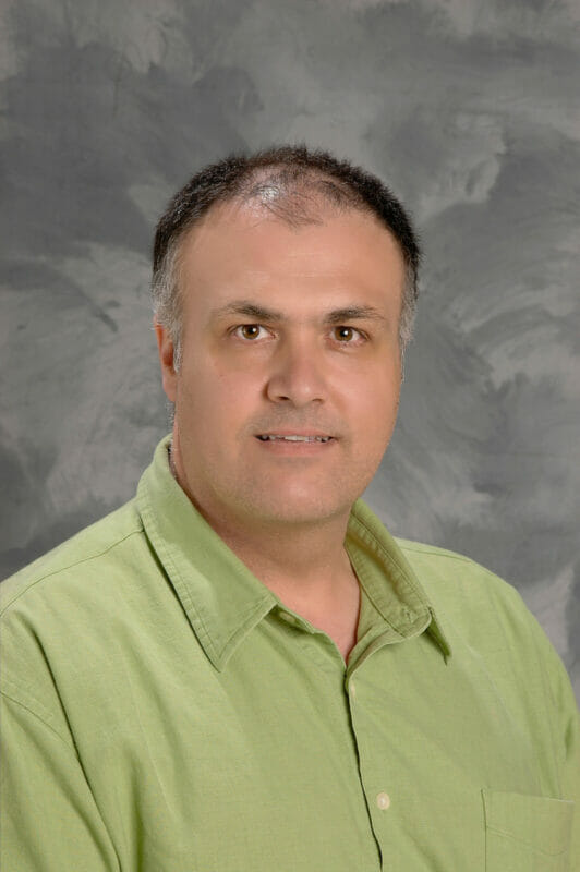 Portrait of Jose Peralta, DVM, PhD, Dipl. ACAW, Dipl. ECAWBM (AWSEL)