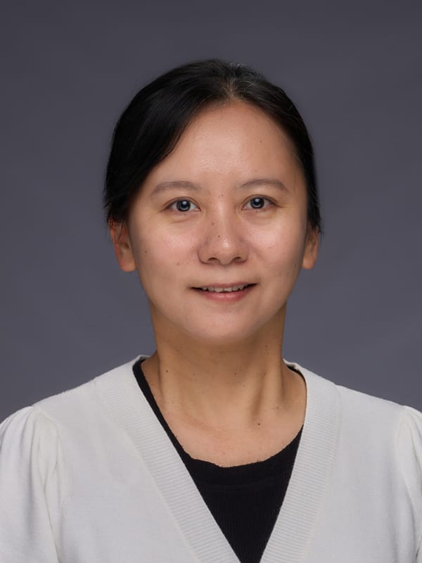 Portrait of Wenyue Su
